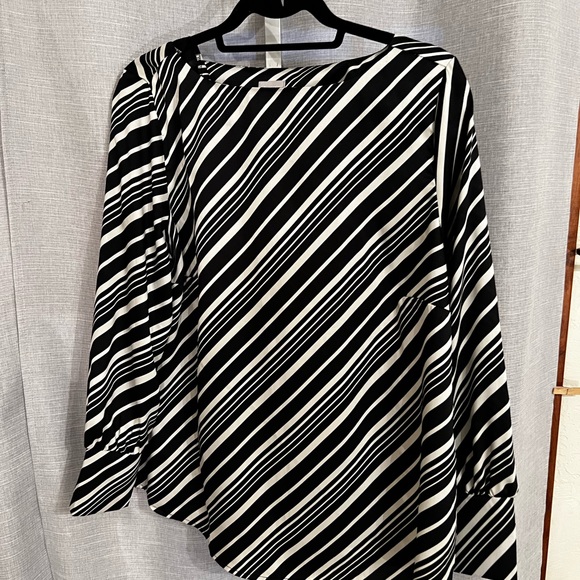 Chicos size 2 blouse - Picture 1 of 4